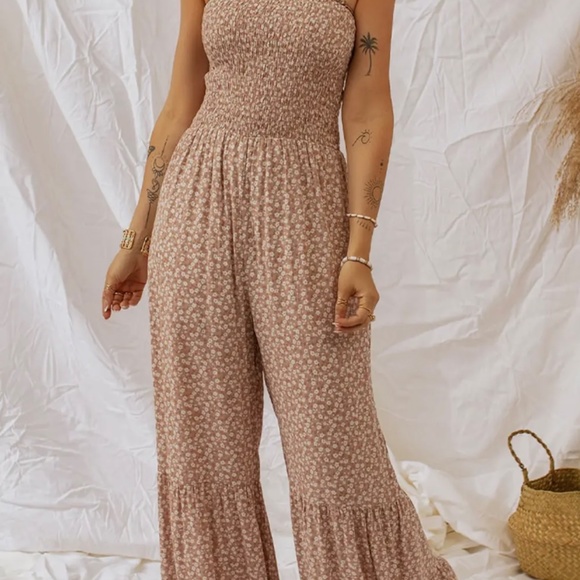 Floral Wide leg Jumpsuit - Picture 3 of 3